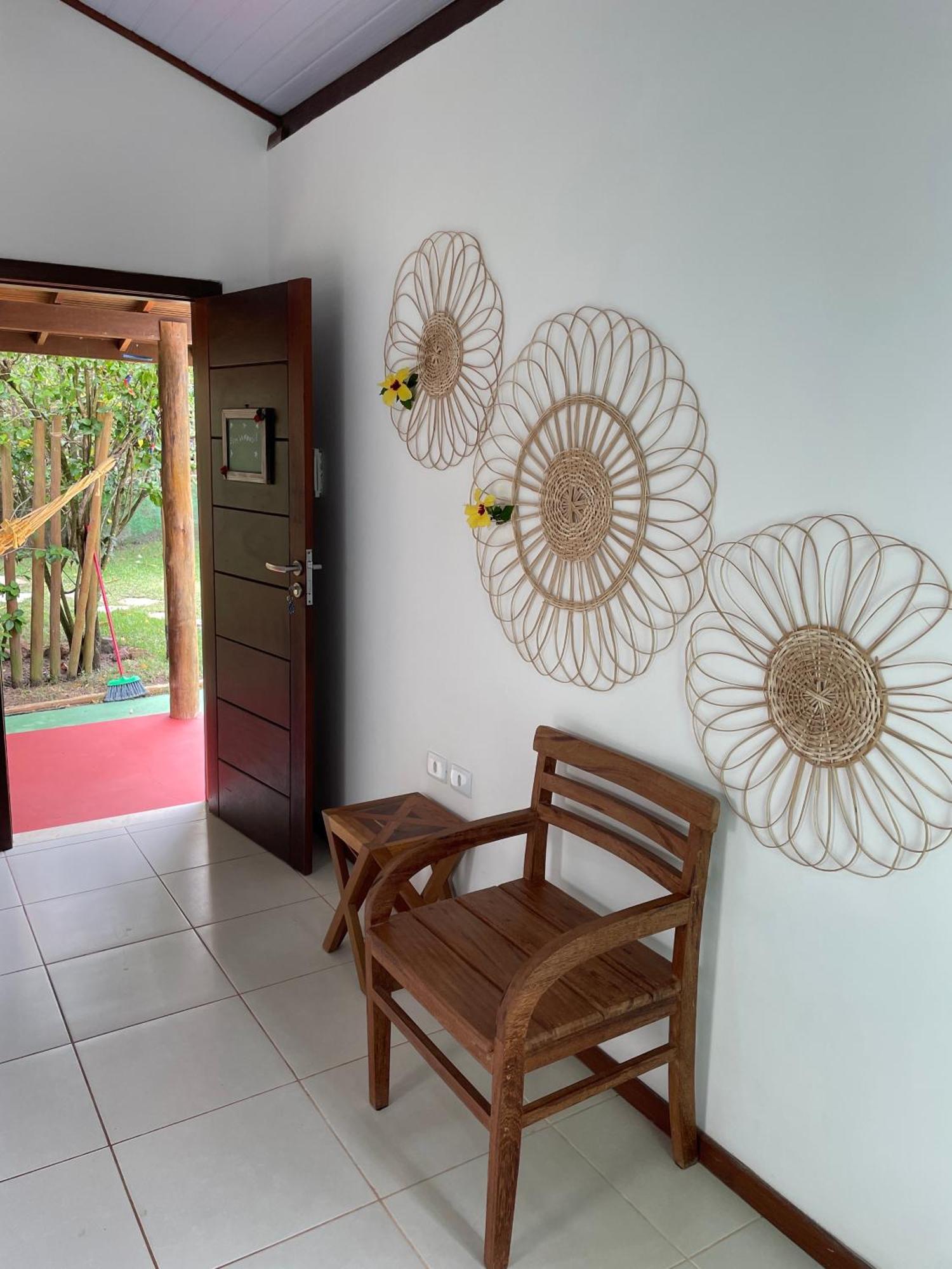 Chalets Jasmim Imbassaí-BA Mata de São João Exterior foto